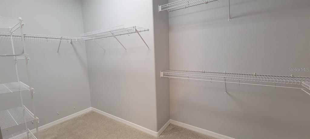 Active With Contract: $2,600 (3 beds, 2 baths, 2218 Square Feet)