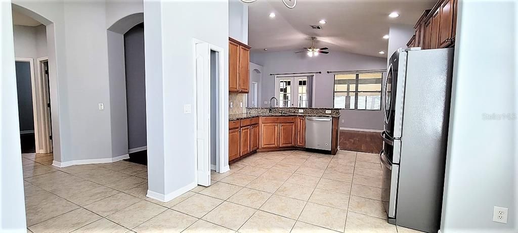 Active With Contract: $2,600 (3 beds, 2 baths, 2218 Square Feet)