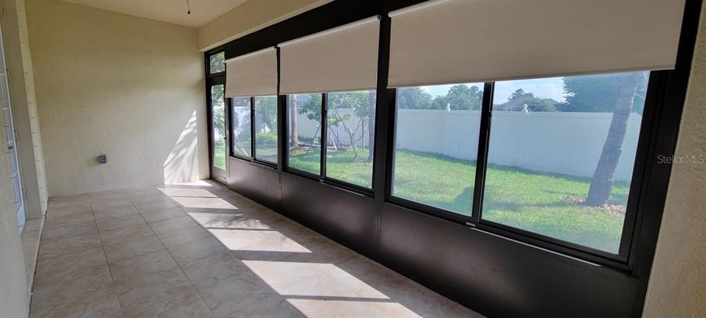 Active With Contract: $2,600 (3 beds, 2 baths, 2218 Square Feet)