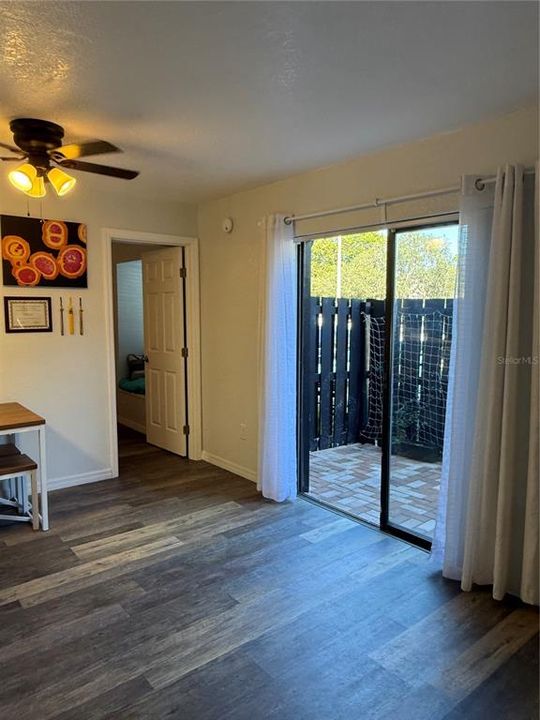 En Venta: $184,900 (2 camas, 2 baños, 912 Pies cuadrados)