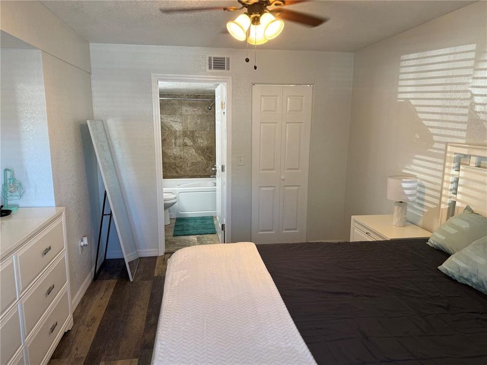 En Venta: $184,900 (2 camas, 2 baños, 912 Pies cuadrados)