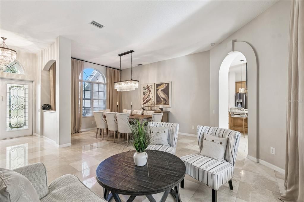 На продажу: $699,900 (5 спален, 4 ванн, 3024 Квадратных фут)