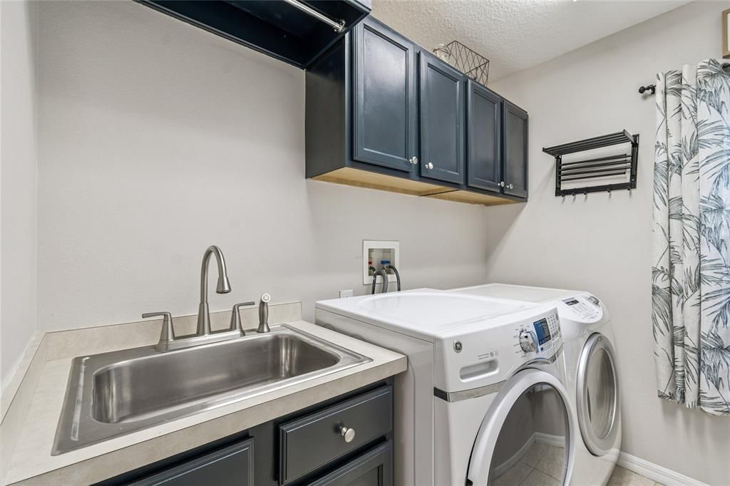 На продажу: $699,900 (5 спален, 4 ванн, 3024 Квадратных фут)