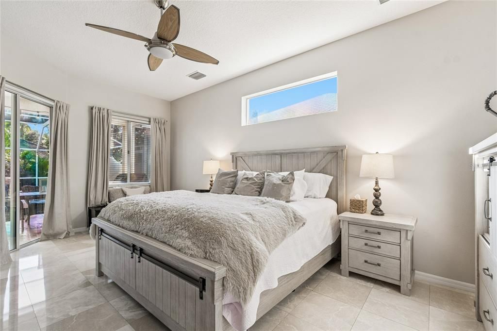 На продажу: $699,900 (5 спален, 4 ванн, 3024 Квадратных фут)