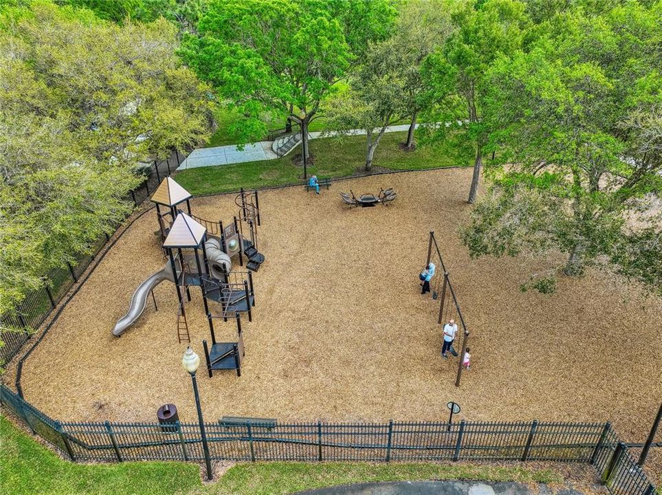 На продажу: $699,900 (5 спален, 4 ванн, 3024 Квадратных фут)