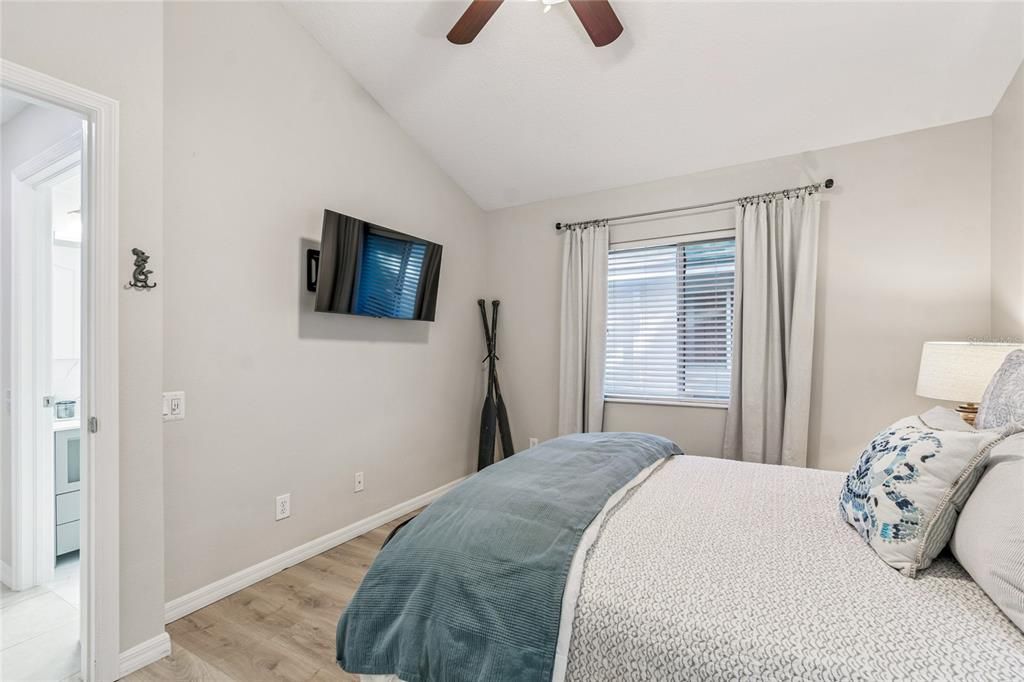 На продажу: $699,900 (5 спален, 4 ванн, 3024 Квадратных фут)