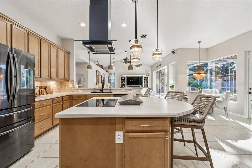 На продажу: $699,900 (5 спален, 4 ванн, 3024 Квадратных фут)