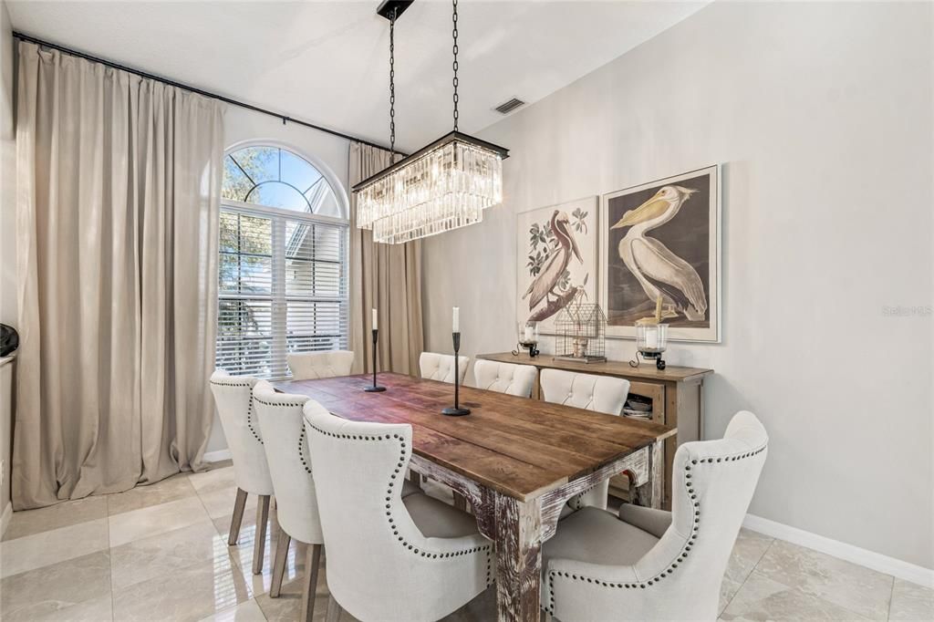 На продажу: $699,900 (5 спален, 4 ванн, 3024 Квадратных фут)