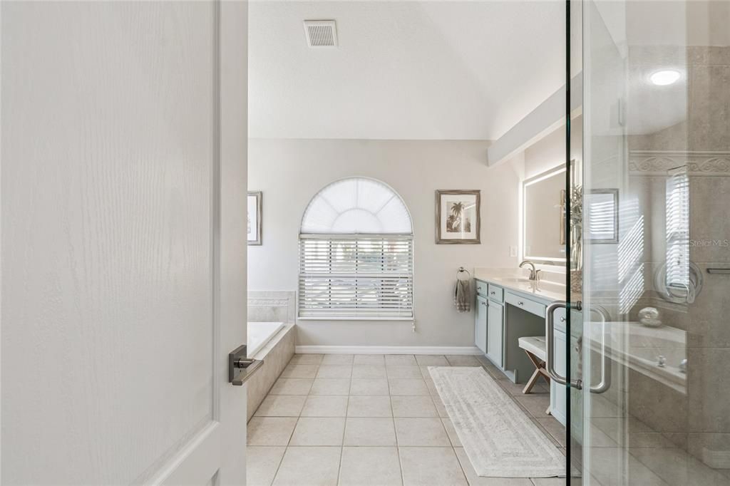 На продажу: $699,900 (5 спален, 4 ванн, 3024 Квадратных фут)