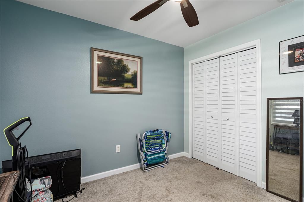 For Rent: $1,800 (2 beds, 1 baths, 759 Square Feet)