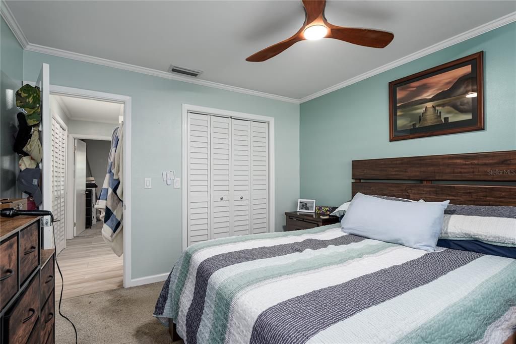 For Rent: $1,800 (2 beds, 1 baths, 759 Square Feet)