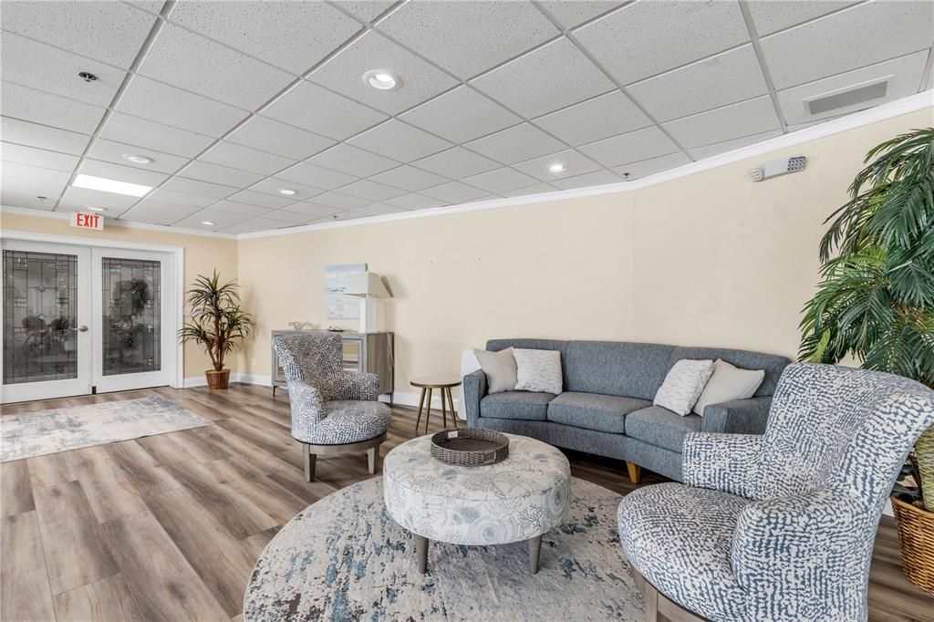 For Sale: $649,900 (3 beds, 3 baths, 2329 Square Feet)