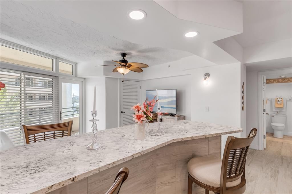 For Sale: $649,900 (3 beds, 3 baths, 2329 Square Feet)