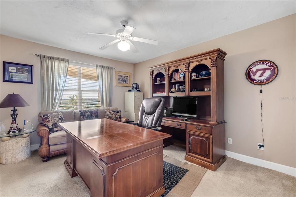 For Sale: $649,900 (3 beds, 3 baths, 2329 Square Feet)