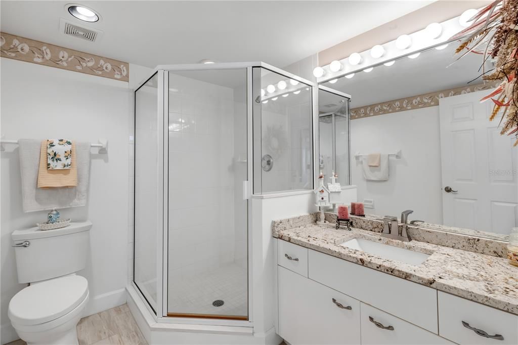 For Sale: $649,900 (3 beds, 3 baths, 2329 Square Feet)