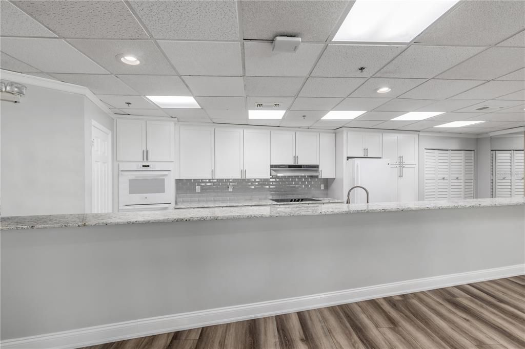 For Sale: $649,900 (3 beds, 3 baths, 2329 Square Feet)