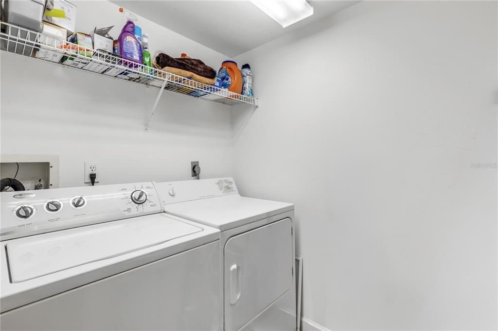 For Sale: $649,900 (3 beds, 3 baths, 2329 Square Feet)