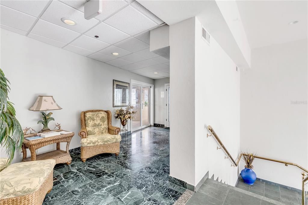 For Sale: $649,900 (3 beds, 3 baths, 2329 Square Feet)