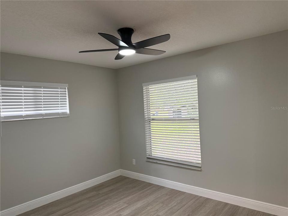 出租: $1,695 (2 贝兹, 2 浴室, 1018 平方英尺)