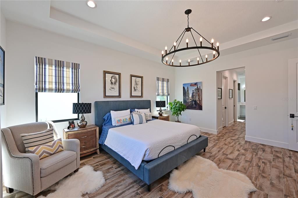 待售: $950,000 (3 贝兹, 2 浴室, 2271 平方英尺)