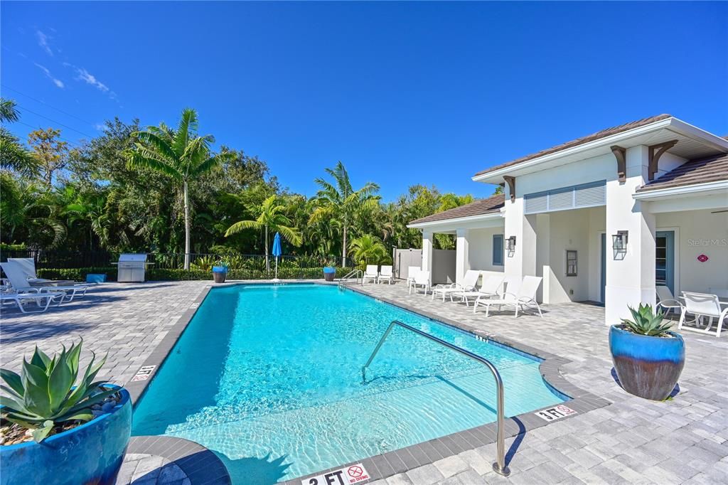 待售: $950,000 (3 贝兹, 2 浴室, 2271 平方英尺)