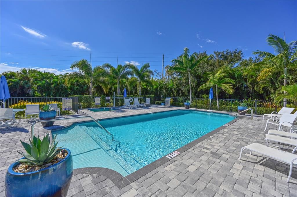 待售: $950,000 (3 贝兹, 2 浴室, 2271 平方英尺)