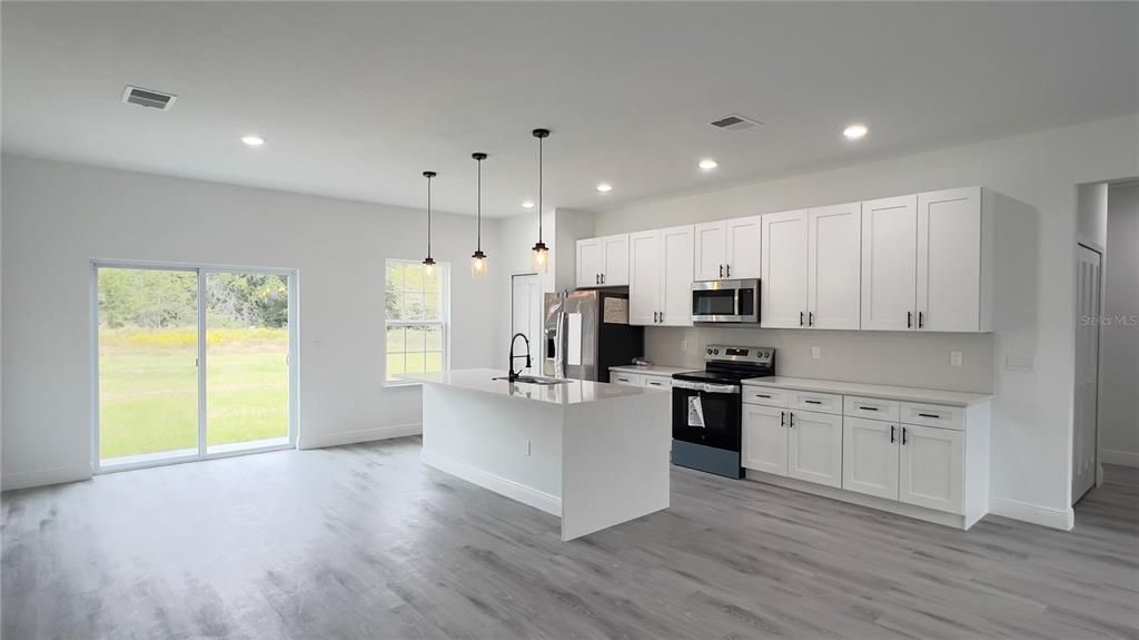 Active With Contract: $320,000 (4 beds, 2 baths, 1774 Square Feet)