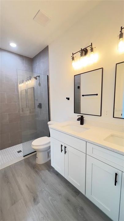 Active With Contract: $320,000 (4 beds, 2 baths, 1774 Square Feet)