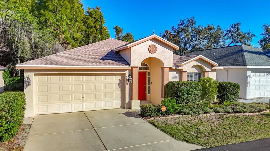 Active With Contract: $330,000 (3 beds, 2 baths, 1583 Square Feet)