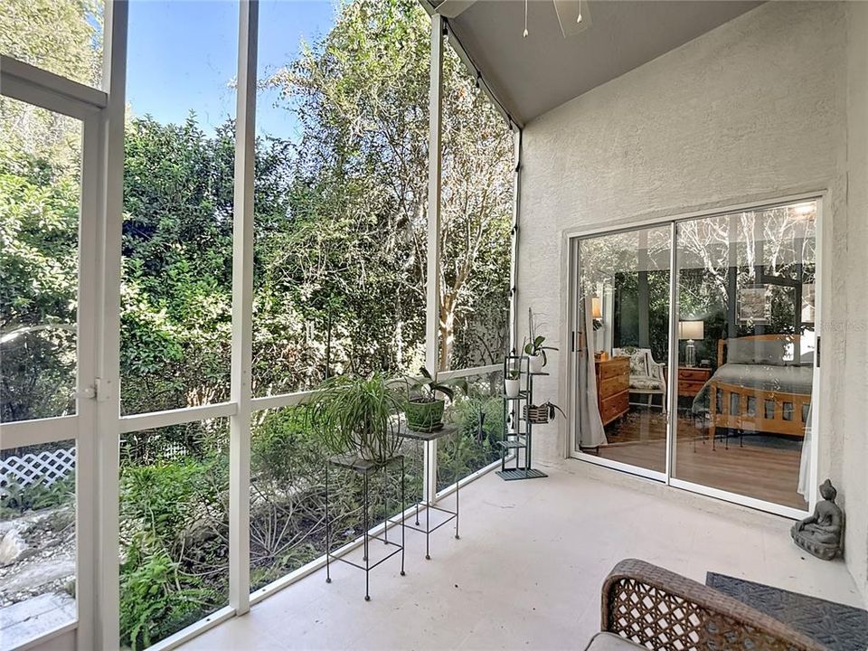 Active With Contract: $330,000 (3 beds, 2 baths, 1583 Square Feet)