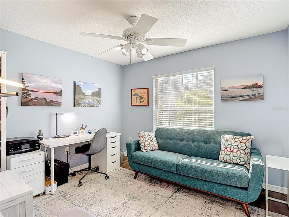 Active With Contract: $330,000 (3 beds, 2 baths, 1583 Square Feet)