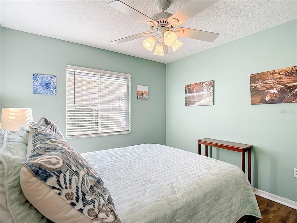 Active With Contract: $330,000 (3 beds, 2 baths, 1583 Square Feet)