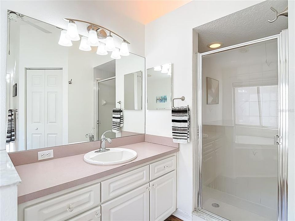 Active With Contract: $330,000 (3 beds, 2 baths, 1583 Square Feet)