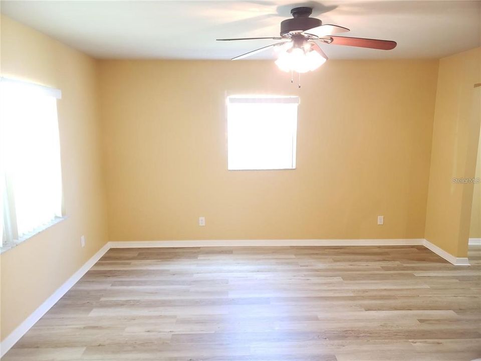 For Rent: $1,650 (2 beds, 1 baths, 1048 Square Feet)