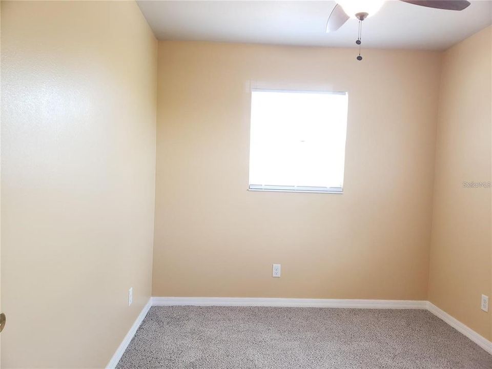 For Rent: $1,650 (2 beds, 1 baths, 1048 Square Feet)