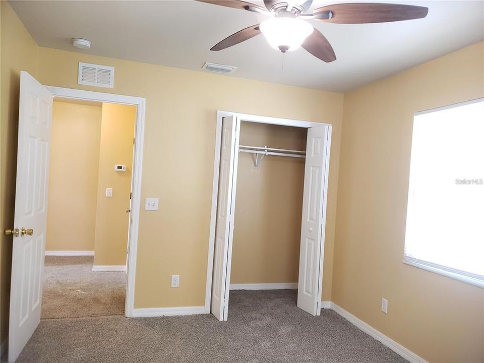 For Rent: $1,650 (2 beds, 1 baths, 1048 Square Feet)