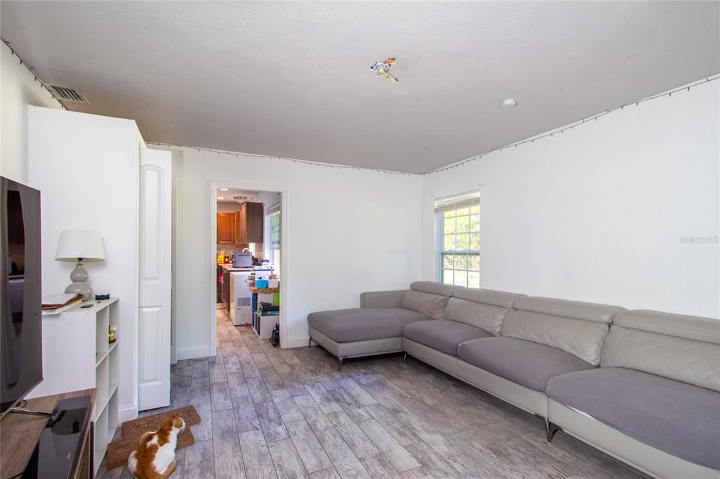 En Venta: $395,000 (3 camas, 2 baños, 1186 Pies cuadrados)