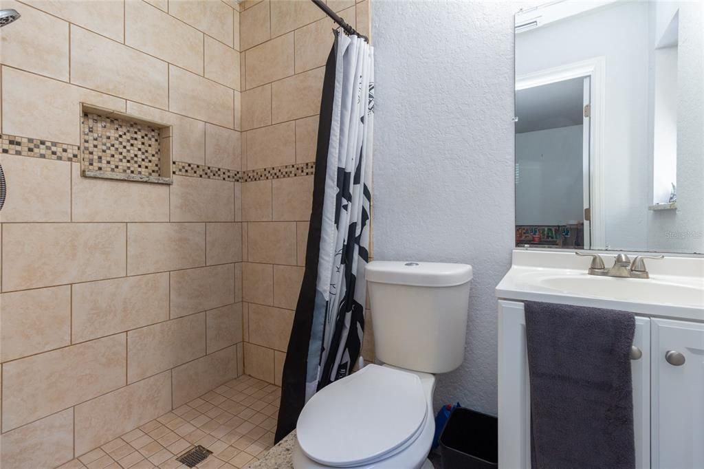 En Venta: $395,000 (3 camas, 2 baños, 1186 Pies cuadrados)