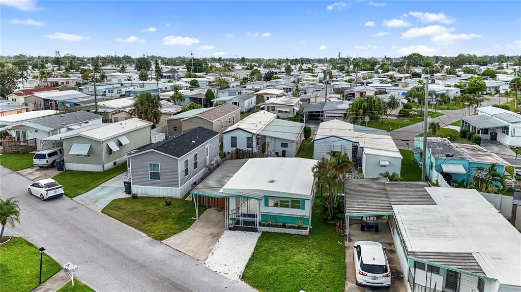 For Sale: $125,000 (2 beds, 1 baths, 760 Square Feet)