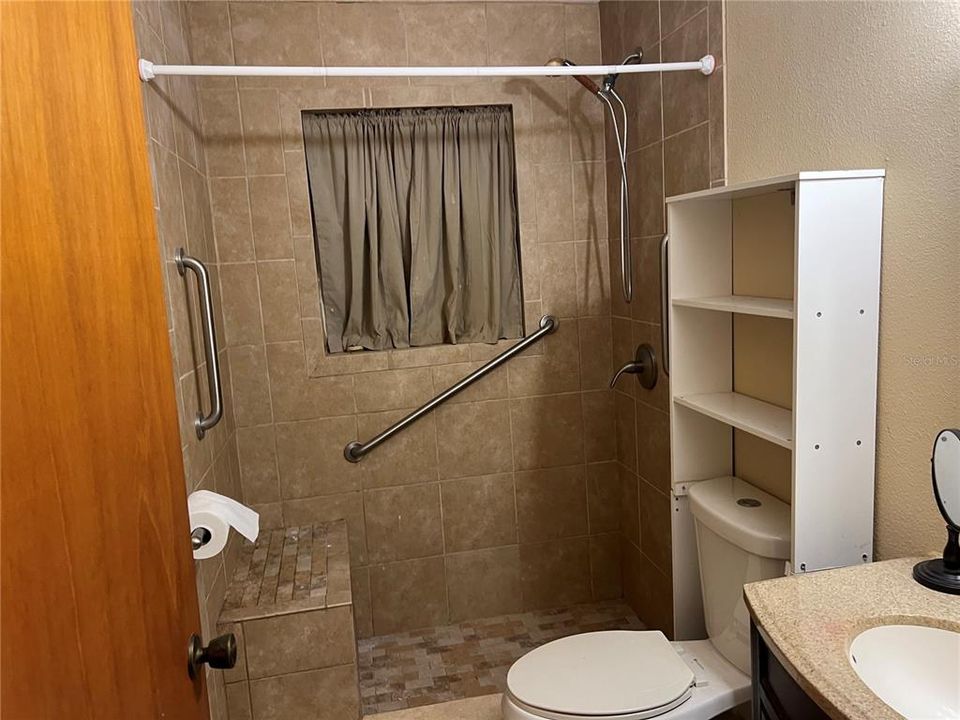 Active With Contract: $145,000 (3 beds, 2 baths, 1152 Square Feet)