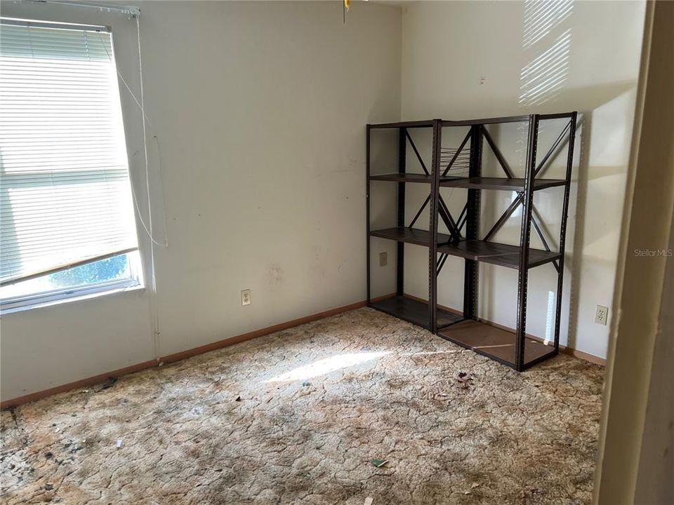 Active With Contract: $145,000 (3 beds, 2 baths, 1152 Square Feet)