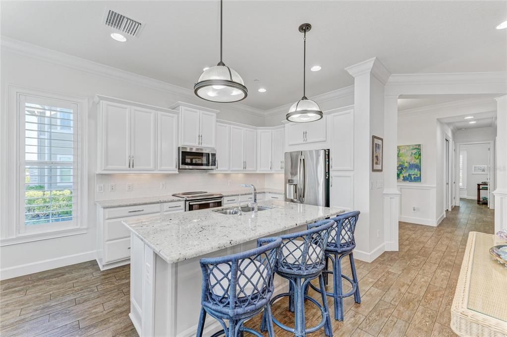 For Sale: $1,195,000 (3 beds, 3 baths, 2214 Square Feet)