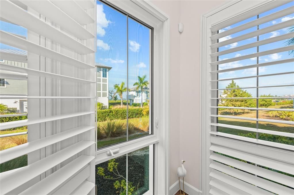 For Sale: $1,195,000 (3 beds, 3 baths, 2214 Square Feet)