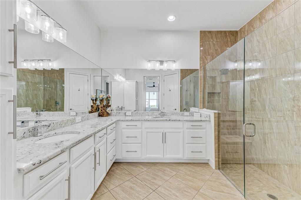 For Sale: $1,195,000 (3 beds, 3 baths, 2214 Square Feet)