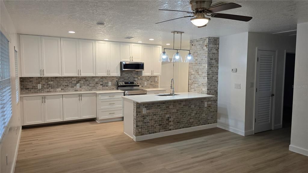 En Venta: $279,900 (3 camas, 1 baños, 1198 Pies cuadrados)