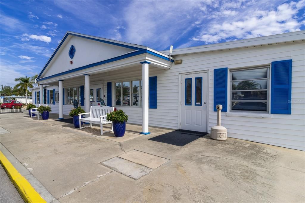 En Venta: $150,000 (0.04 acres)