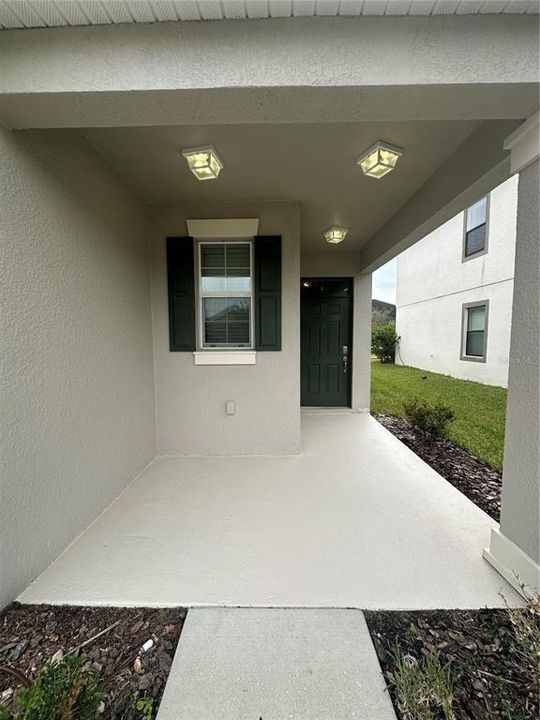 For Rent: $2,100 (3 beds, 2 baths, 1506 Square Feet)