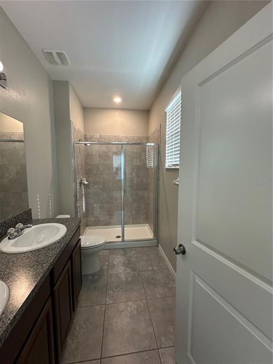 For Rent: $2,100 (3 beds, 2 baths, 1506 Square Feet)