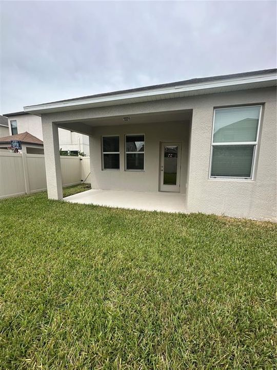 For Rent: $2,100 (3 beds, 2 baths, 1506 Square Feet)