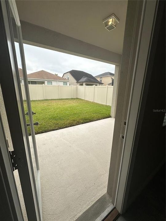 For Rent: $2,100 (3 beds, 2 baths, 1506 Square Feet)